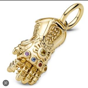 Pandora Infinity Gauntlet Charm